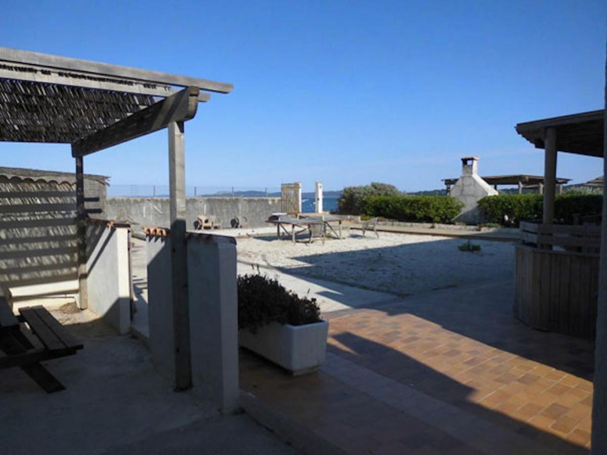 Appartements Acces Prive Plage De La Bergerie Hyères Buitenkant foto