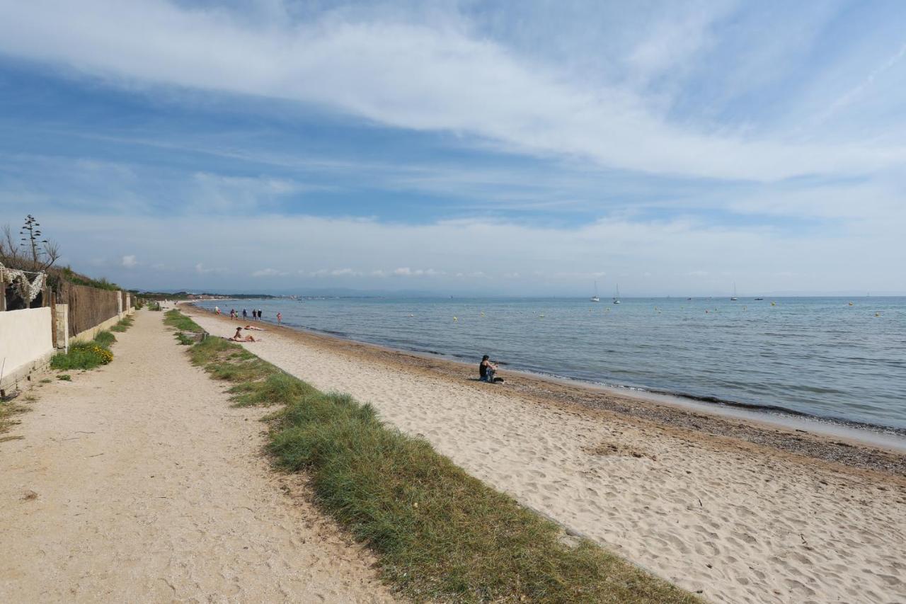 Appartements Acces Prive Plage De La Bergerie Hyères Buitenkant foto