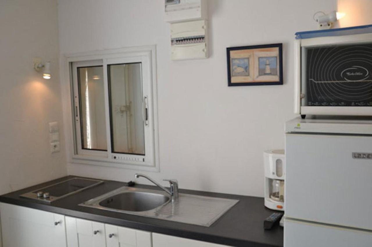 Appartements Acces Prive Plage De La Bergerie Hyères Buitenkant foto